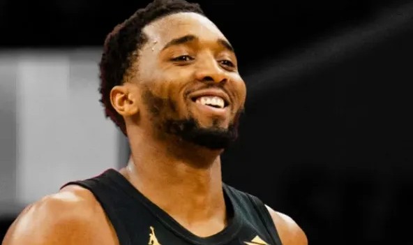 米切尔用600场得到15000分，现役第三快&amp;amp;仅次于詹姆斯杜兰特