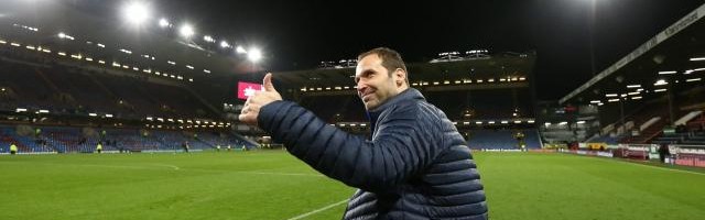 开运体育官方网站-切赫离任分裂球迷&amp;英媒：清扫功勋or清理旧势力？